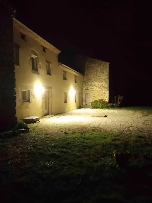 Holiday home Grand Gite Confortable En Auvergne - Belle Vue Brousse France
